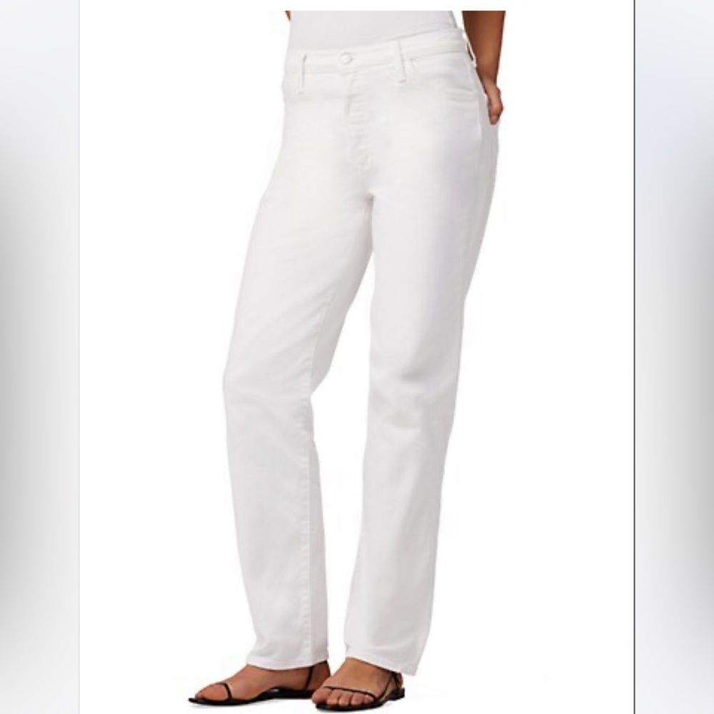 Joe's Jeans
High-Rise Straight-Leg Jeans.